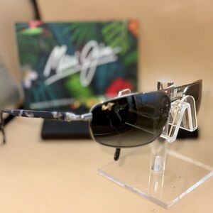 Maui Jim KAHUNA Gunmetal w/Neutral Grey Polarized Lenses ~ $319